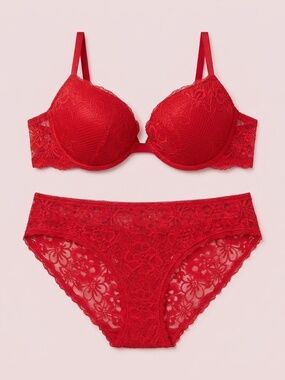 NWT Victoria's Secret Red Lace Push-Up Bra & Panty Set